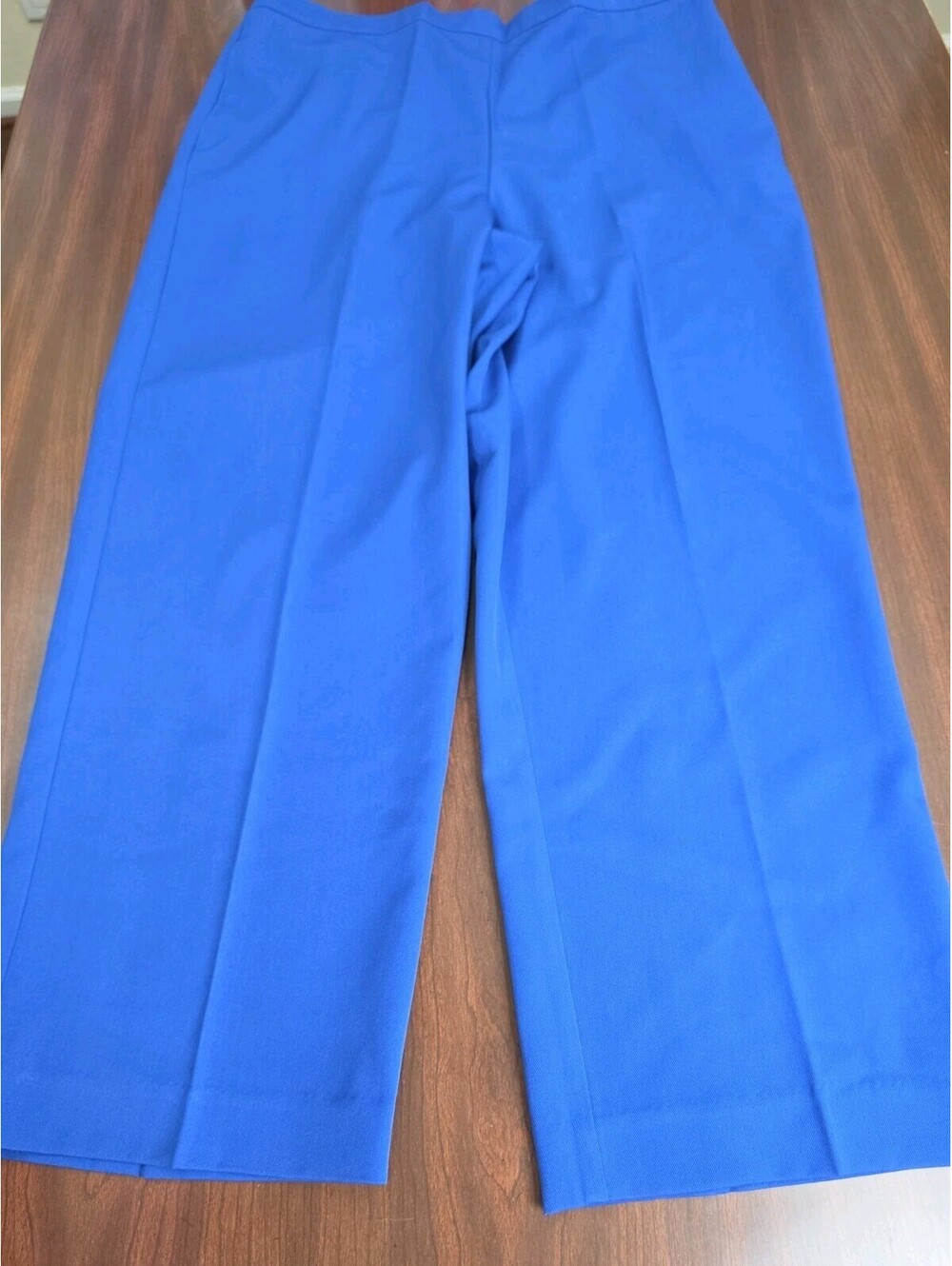 NWT Alfred Dunner Royal Blue Pull On Pants Size 18 Classic Comfort Stretch